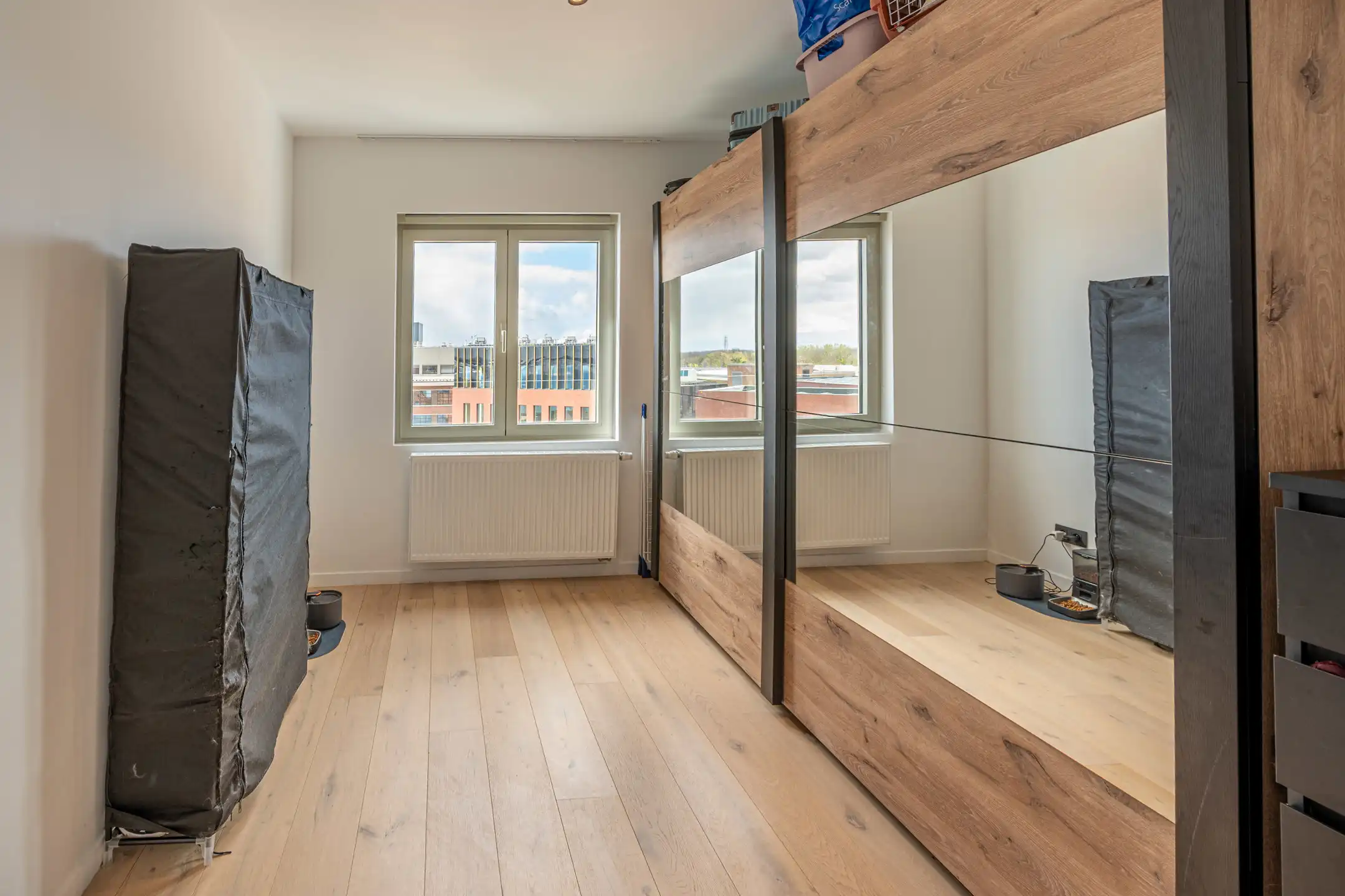 Knappe penthouse met terras en prachtig uitzicht foto 10