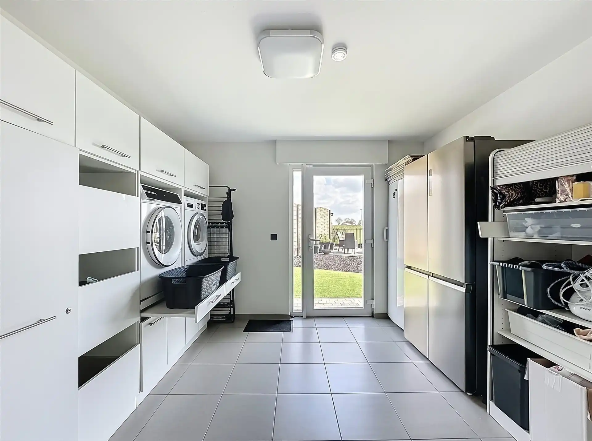 Ruime, luxueuze open bebouwing met 4 slaapkamers, 2 badkamers en garage op een perceel van 741m².  foto 16