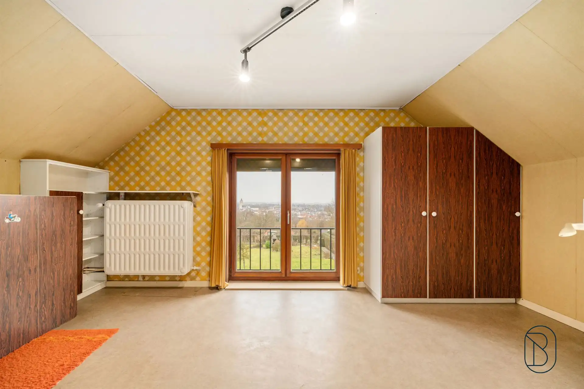 Degelijke villa met prachtig open zicht. foto 19