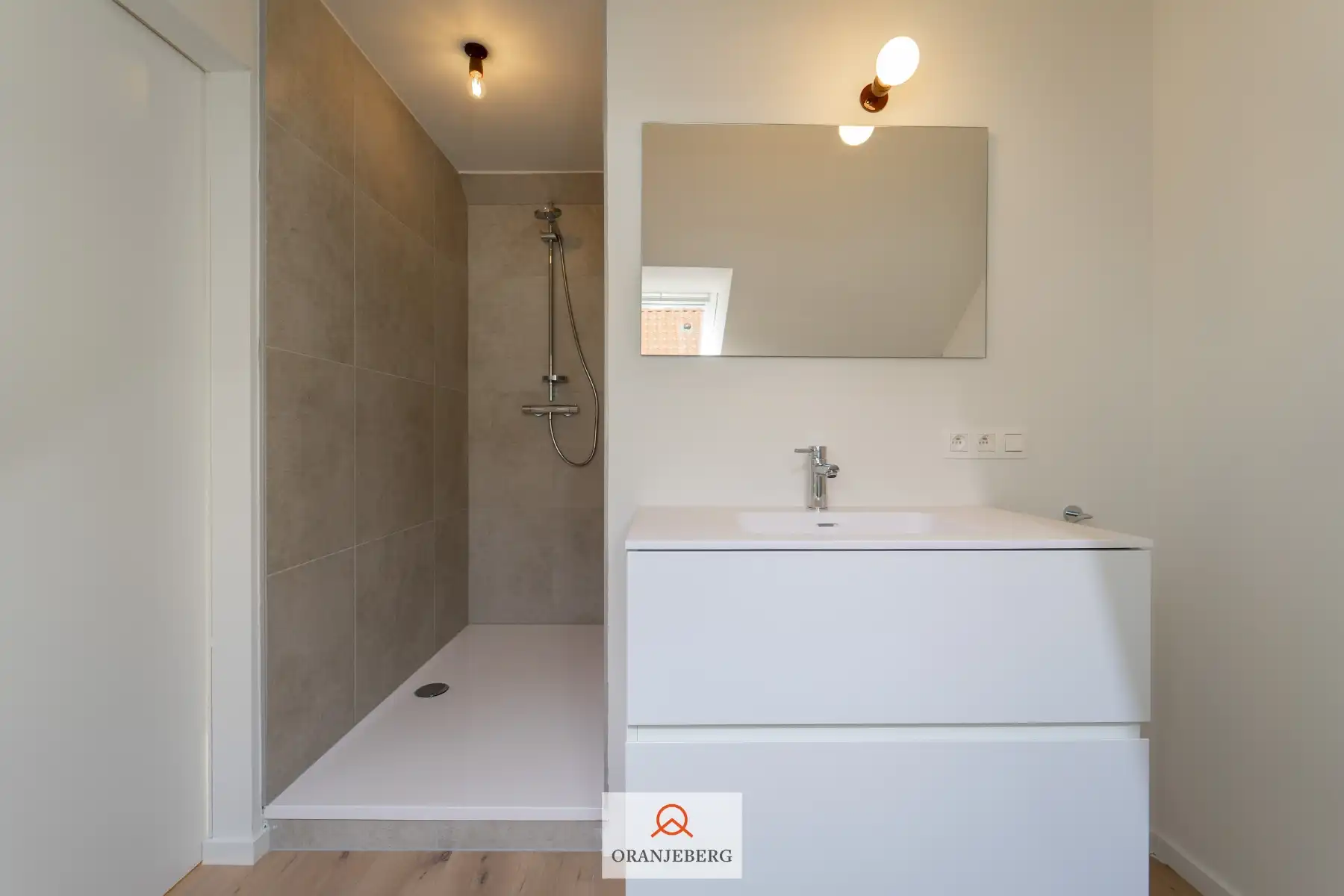 Prachtig ruime duplex in hartje Gent met zicht op water foto 26