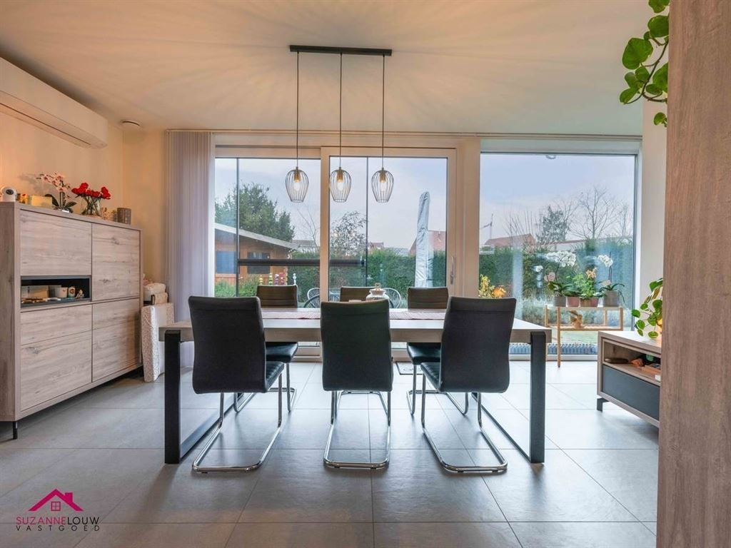 Half-vrijstaande, moderne nieuwbouwwoning foto 13