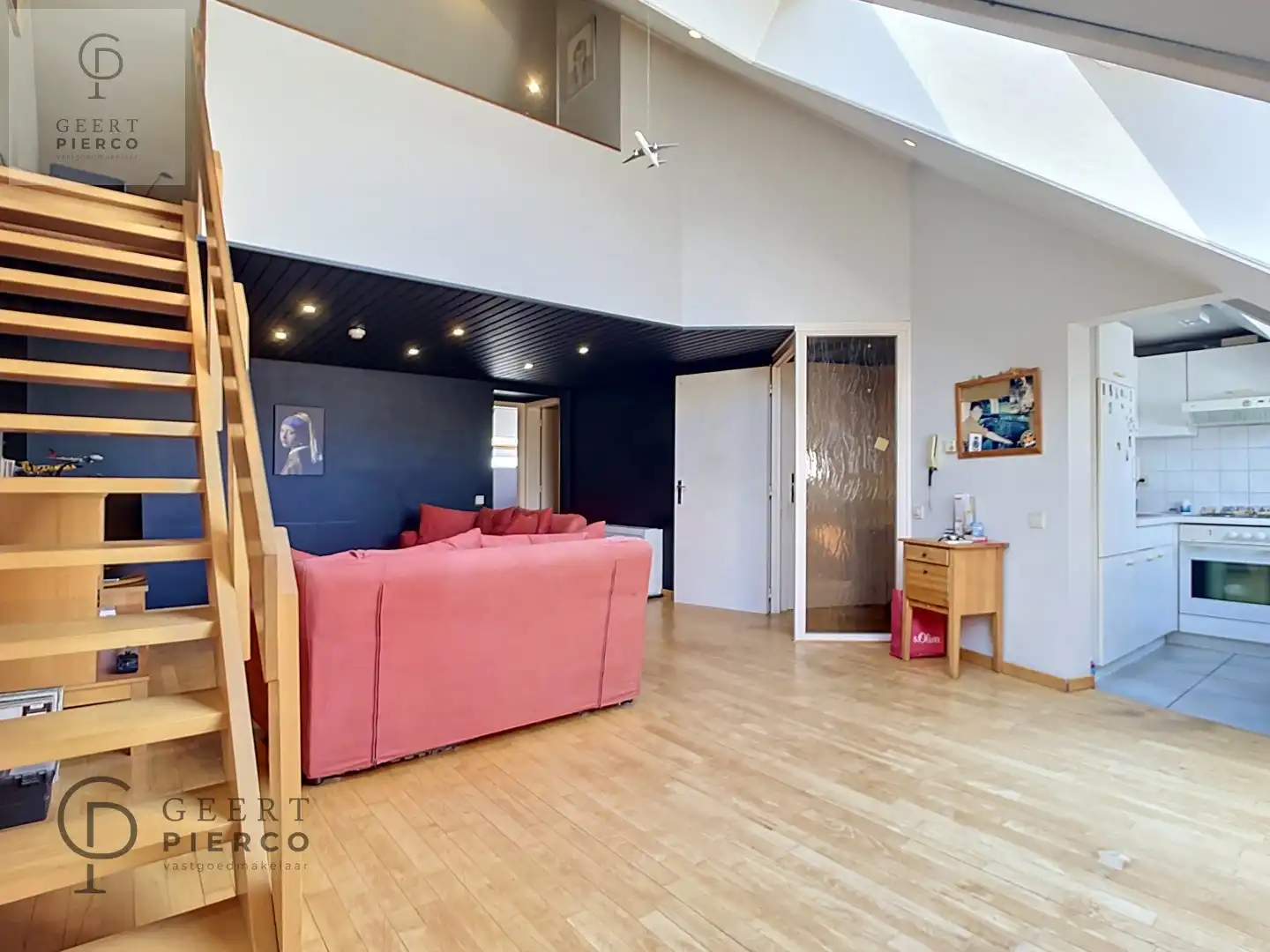 Gezellig duplex-appartement op een super locatie in Landen. foto 3