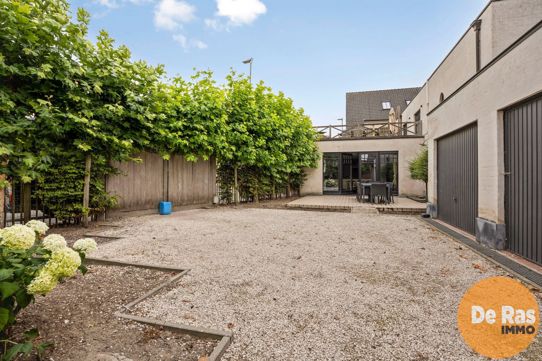 LAARNE - Bloeiende slagerij/traiteurzaak & luxe duplexapp. foto 40