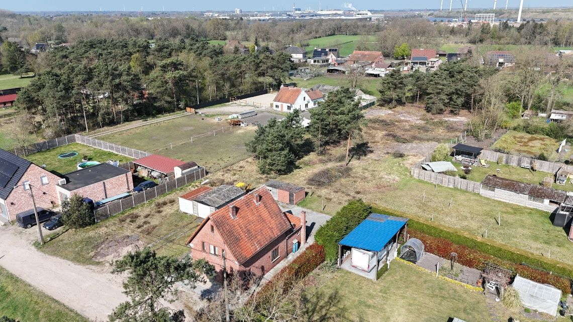 32are 86ca, 30 meter straatbreedte, zeer rustige locatie, velden en natuur foto 29