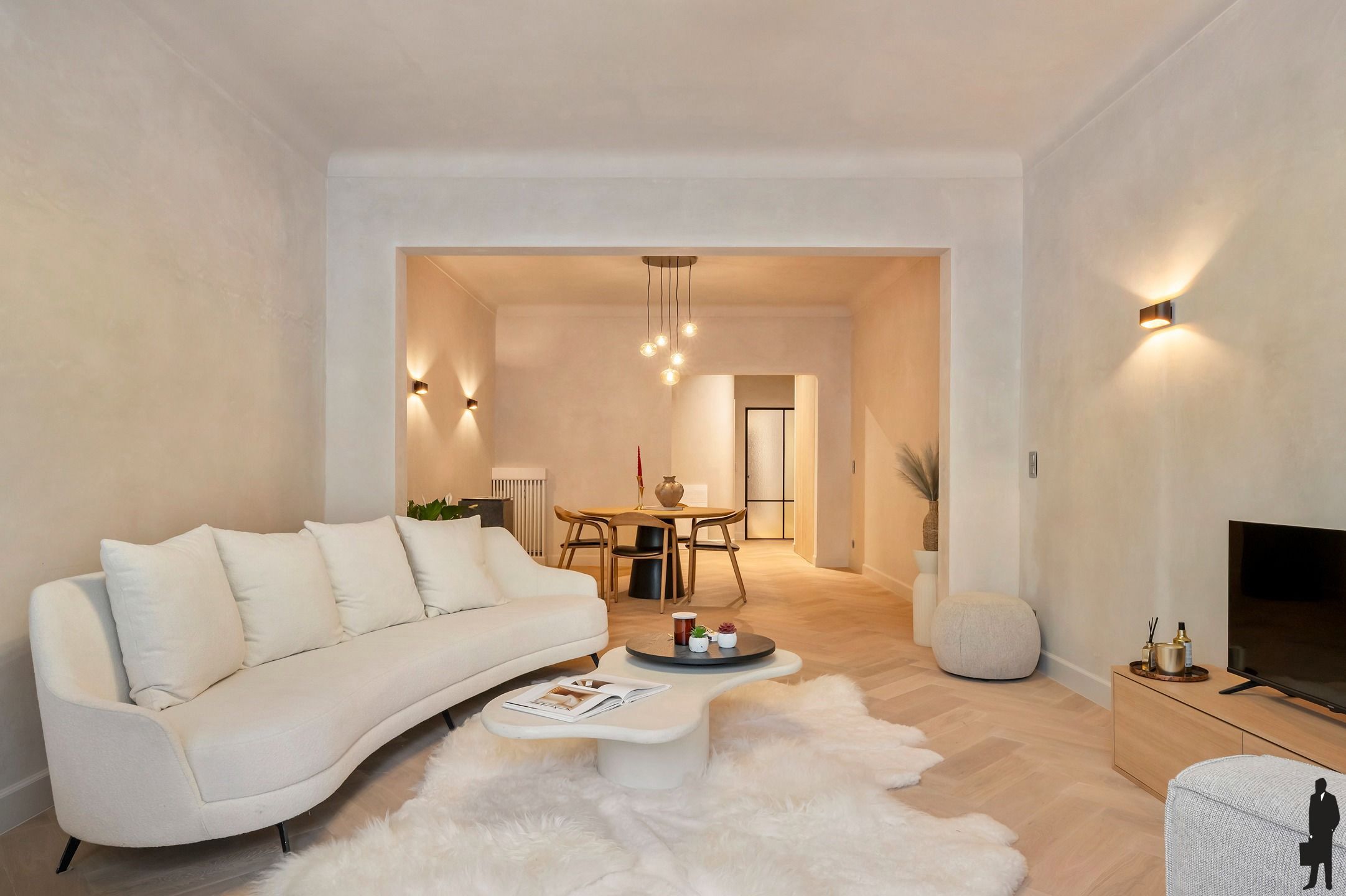 Stijlvolle totaalrenovatie aan Stadpark foto {{pictureIndex}}