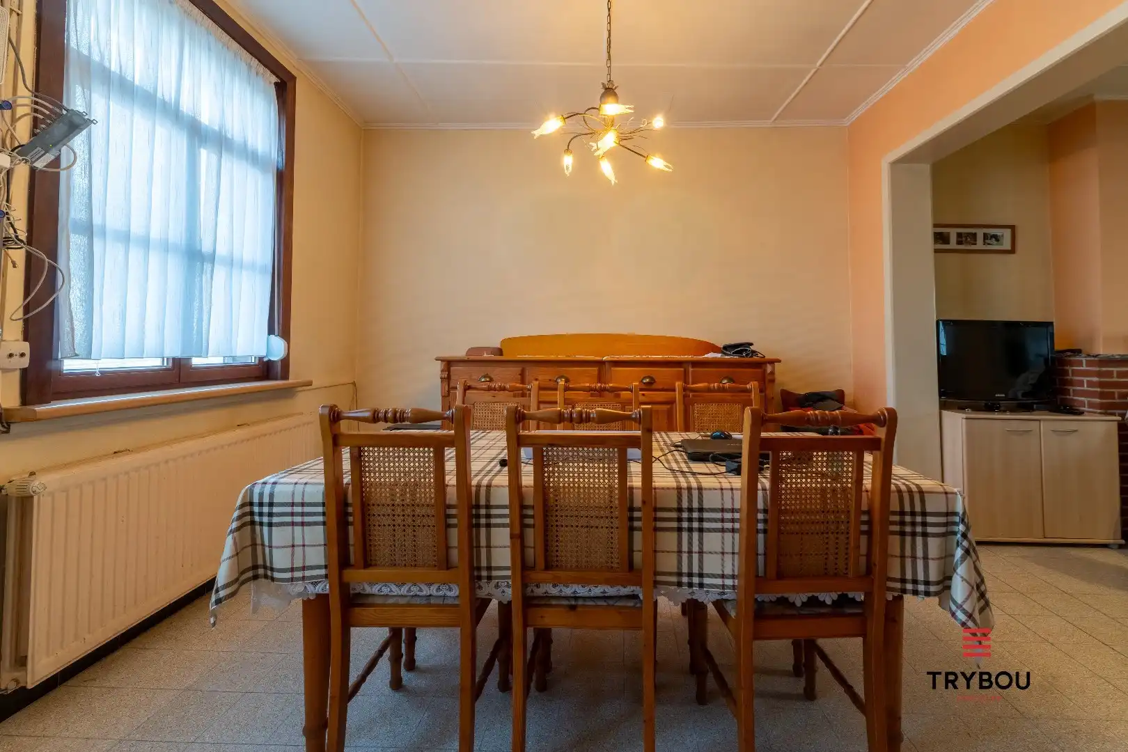 Te renoveren halfopen woning op ruim perceel van 1422m² in Brielen foto 3