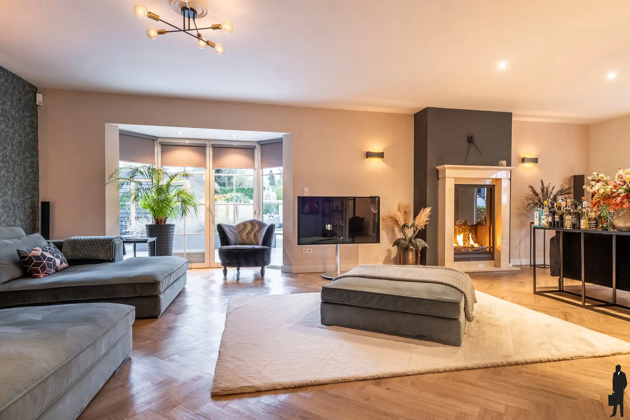 Exclusieve villa met gastenverblijf en zwembad op de grens in Weelde foto 5