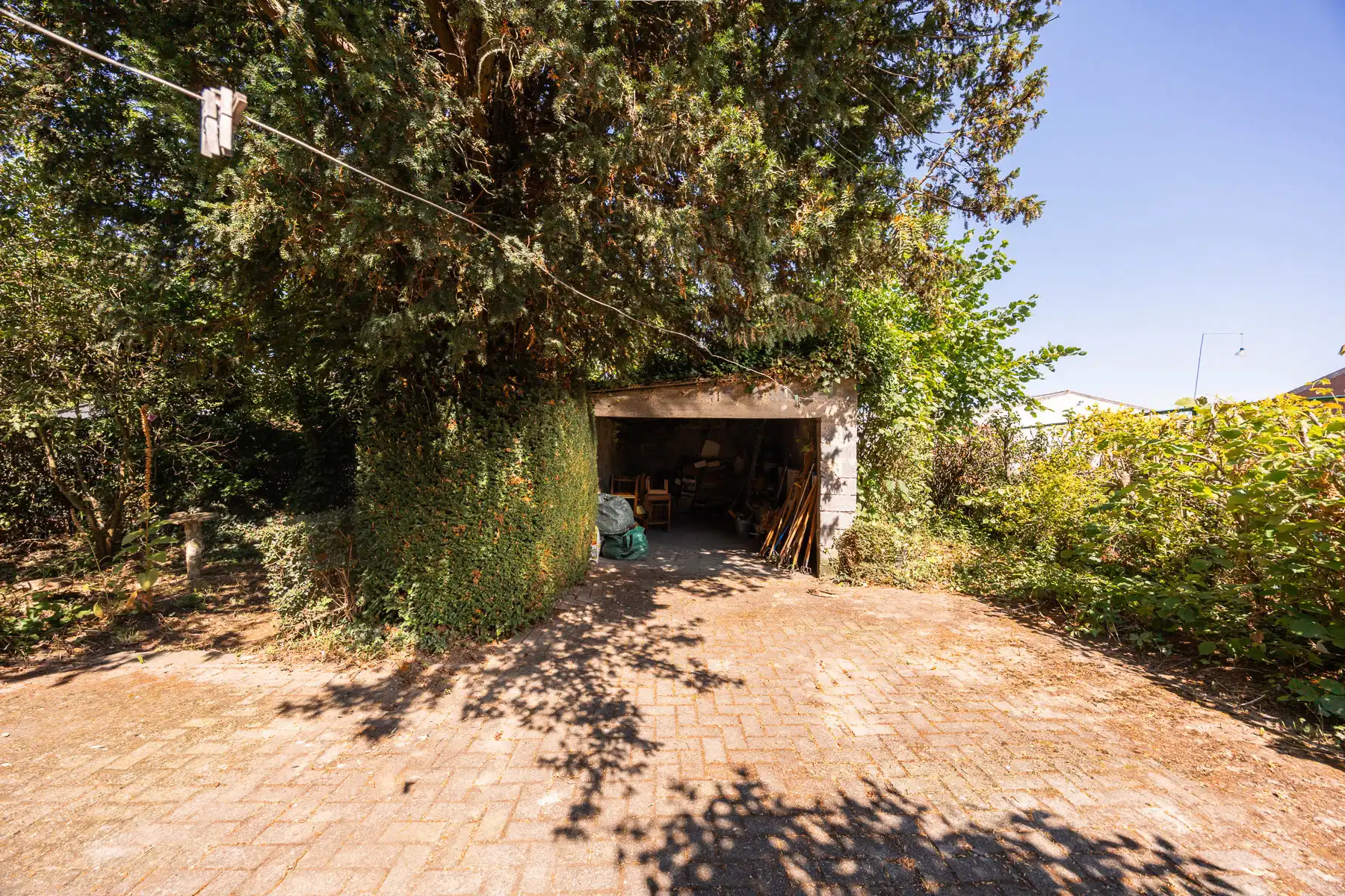 Charmante open bebouwing met fantastische tuin op toplocatie foto 27