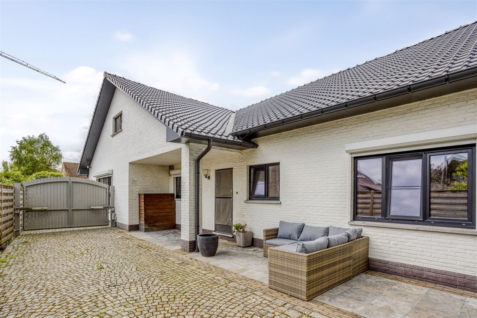 TE KOOP: Deels gerenoveerde woning te Zonhoven!  foto 15