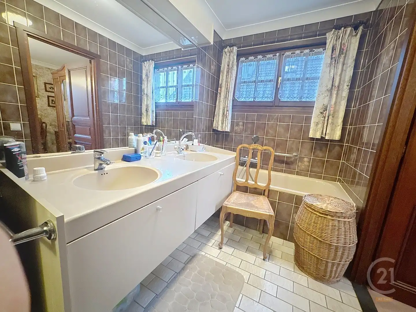 Alleenstaande woning met garage en tuin in Westende foto 11