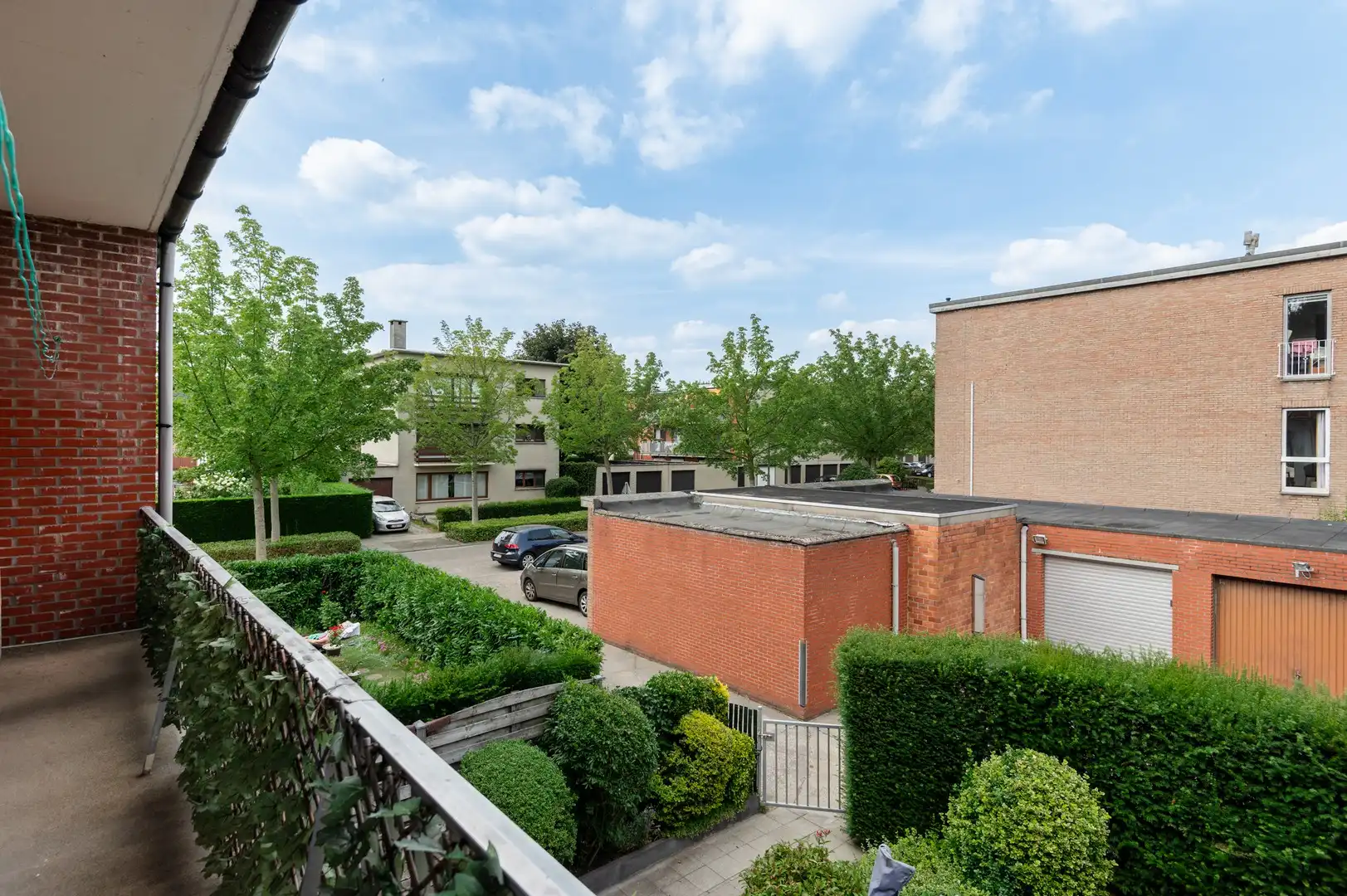 Energiezuinig 2 slaapkamer appartement met terras en garage foto 12
