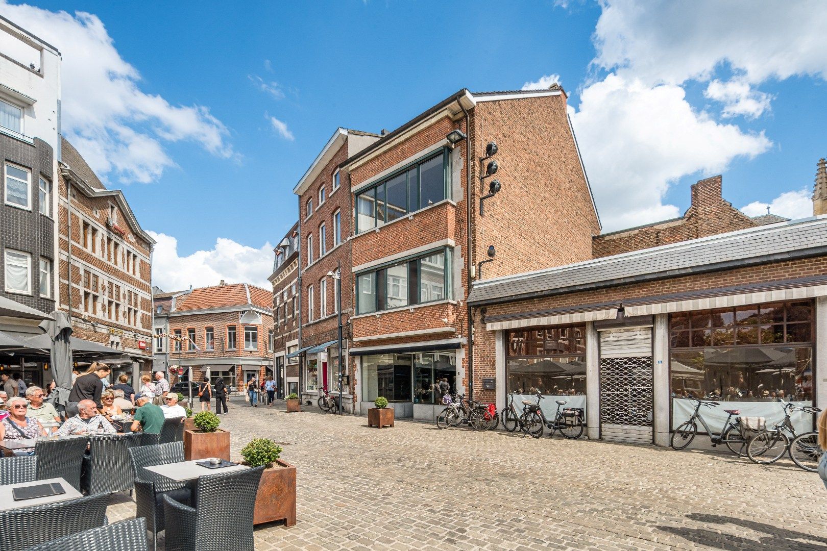 Handelshuis op commerciële topligging aan de Grote Markt  foto 22