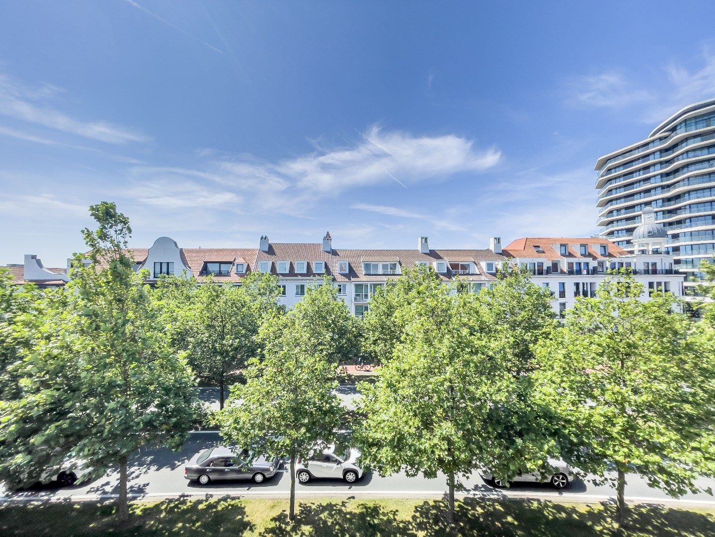 Nieuwbouw duplex appartement  (2024) in kleinschalige residentie met groen zicht nabij Duinenwater en de Lippenslaan.  foto 3