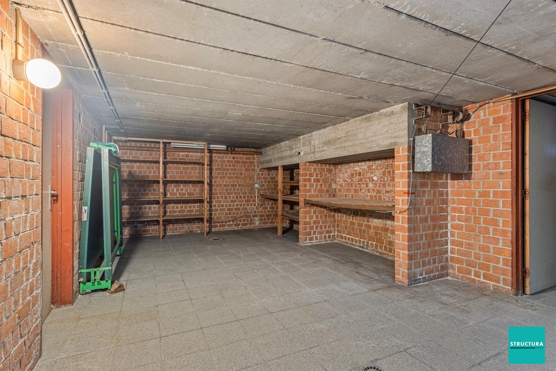 Woning op toplocatie met achterliggend groen foto 22