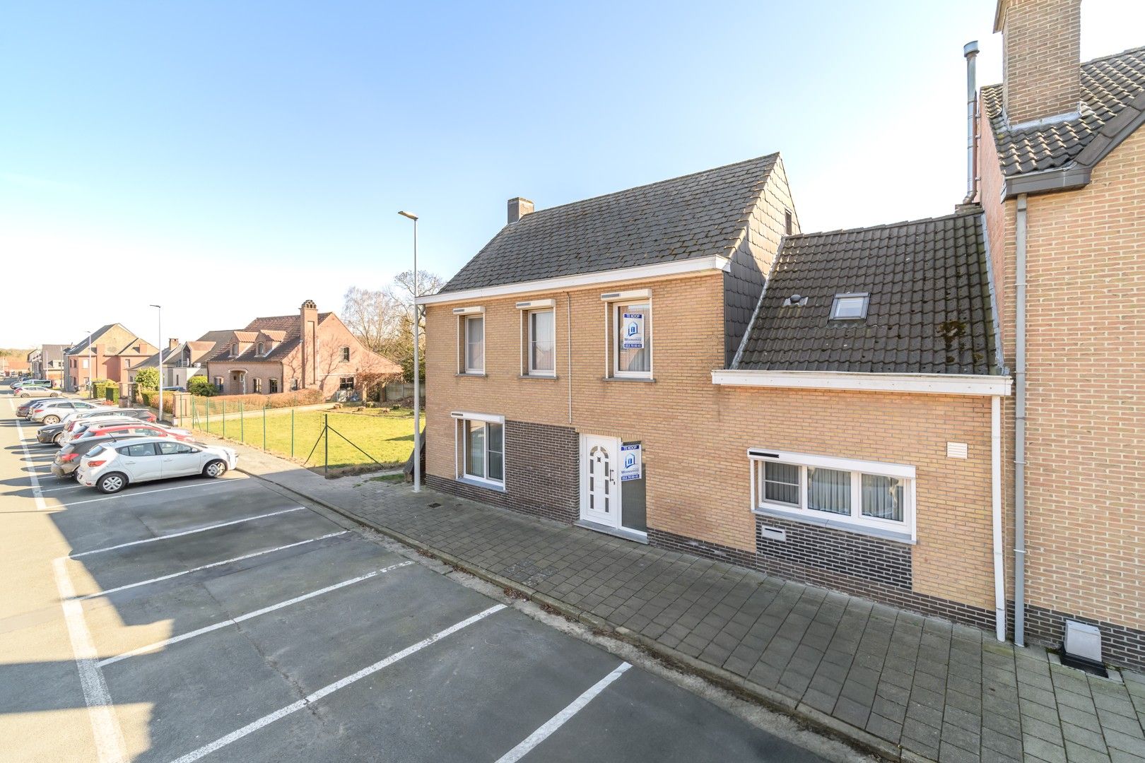 ()=>{if(producerUpdateValueVersion(node),producerAccessed(node),node.value===ERRORED)throw node.error;return node.value} Kerkveldweg 13 - 9300 Aalst (9300)