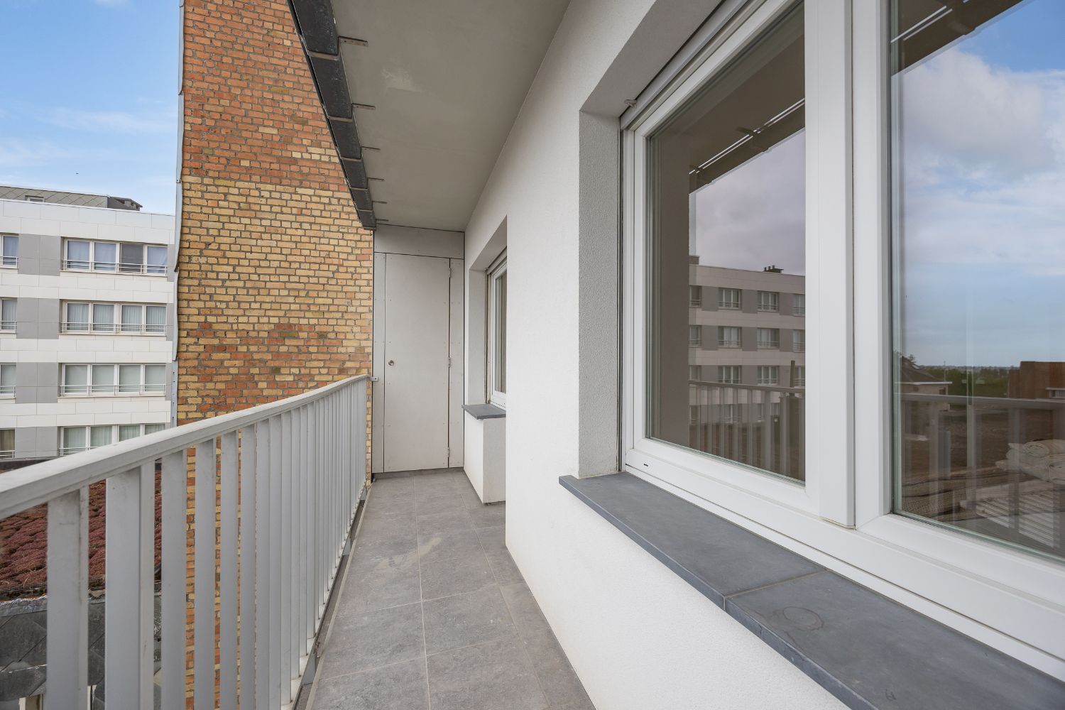 Luxueus 2 slaapkamer-appartement met frontaal zeezicht! foto 27