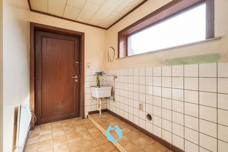 Ontdek deze woning gelegen op een royaal perceel van 646 m² foto 9