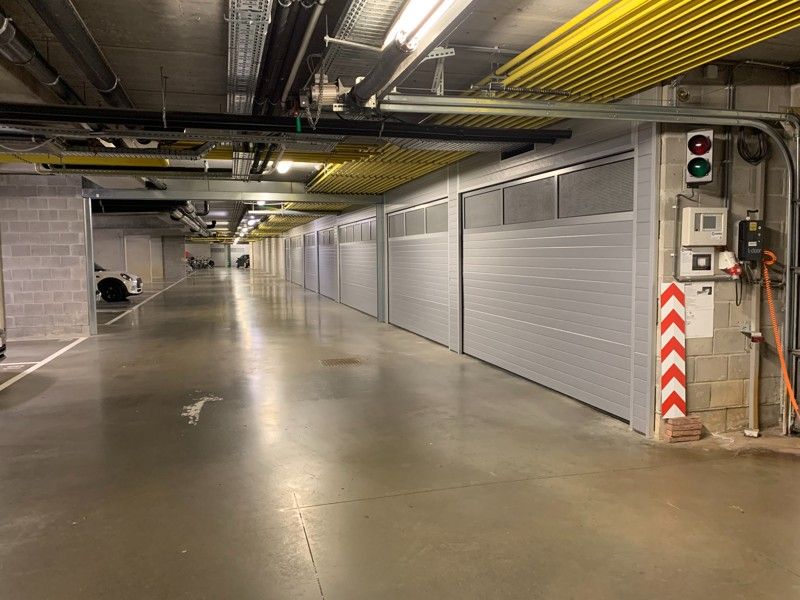 Opstapje naar de hemel aan de blauwe Boulevard - mèt dubbele garage! foto 15