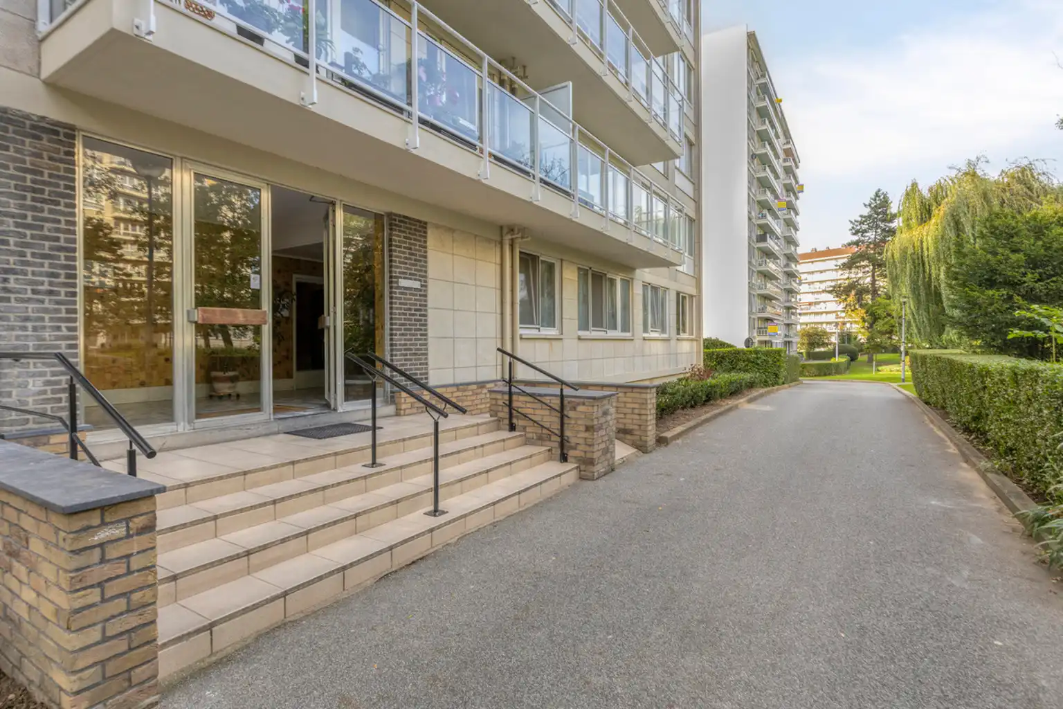 Lichtrijk gerenoveerd appartement op topligging foto 14