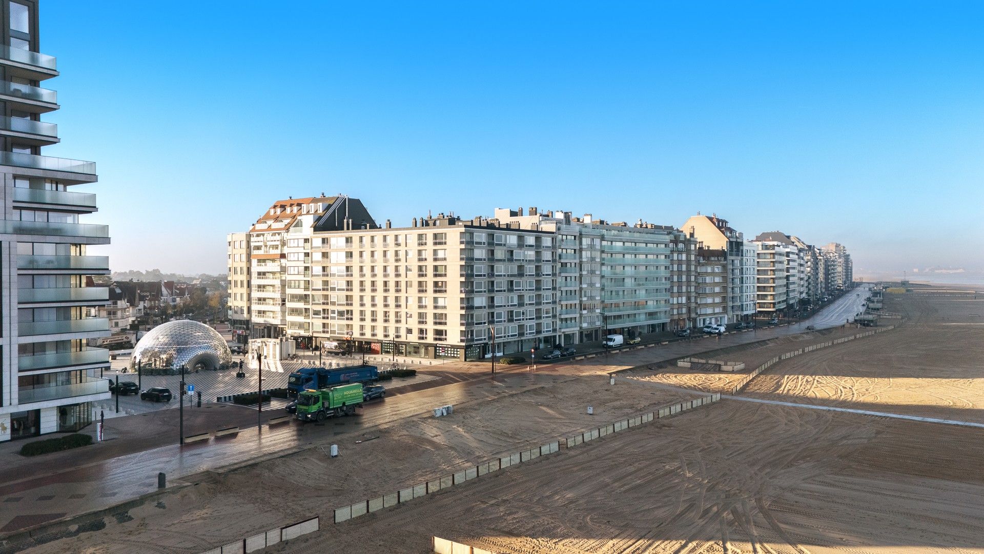 Prachtig 3 slaapkamerappartement Zeedijk-Het Zoute met frontaal zeezicht foto 20