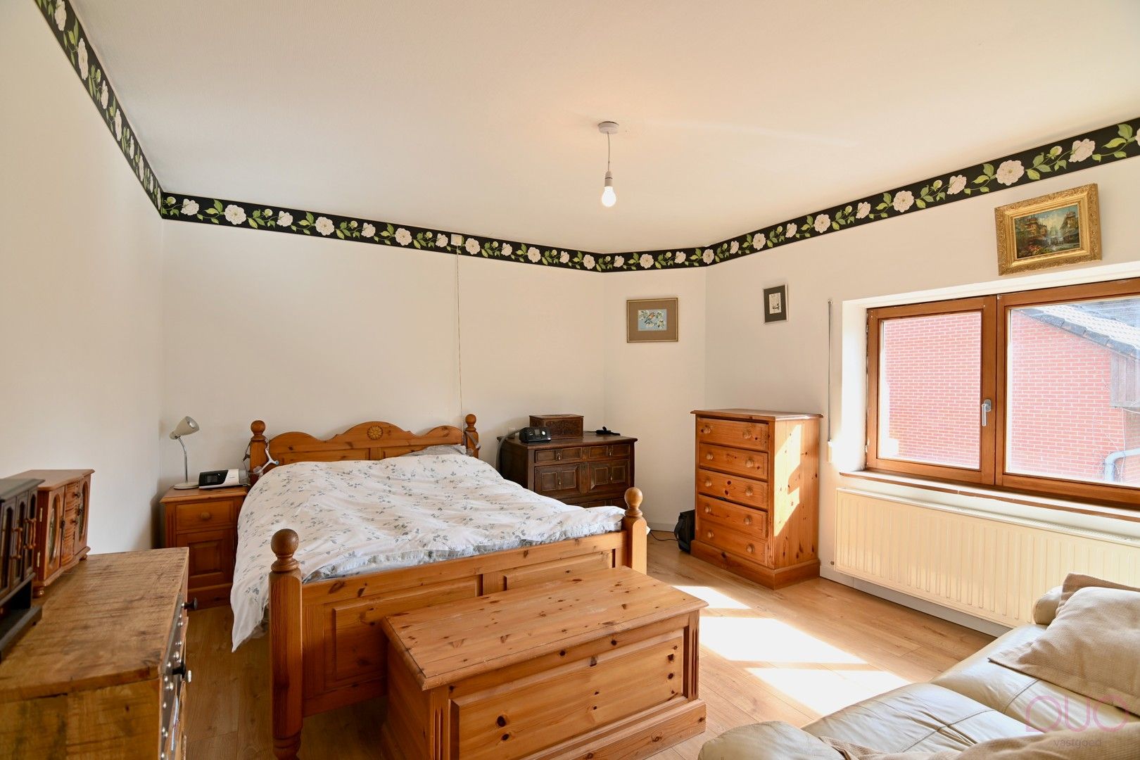 Karaktervolle, ruime woning met werkplaats & grote tuin – unieke opportuniteit foto 10