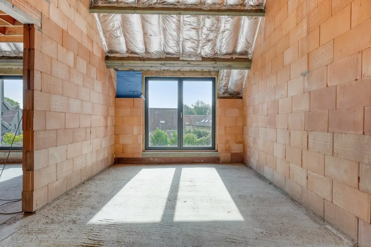 Ruime casco woning foto 15