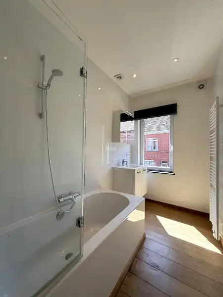 Moderne woning op rustige ligging nabij UZ Gent foto 10