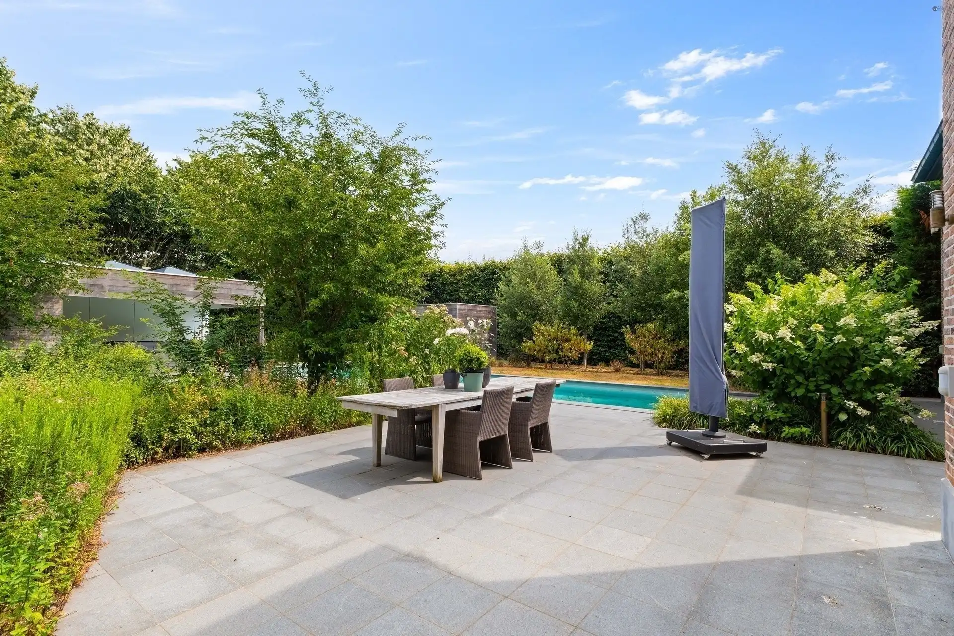 prachtig gelegen villa met verzorgde tuin en zwembad foto 42