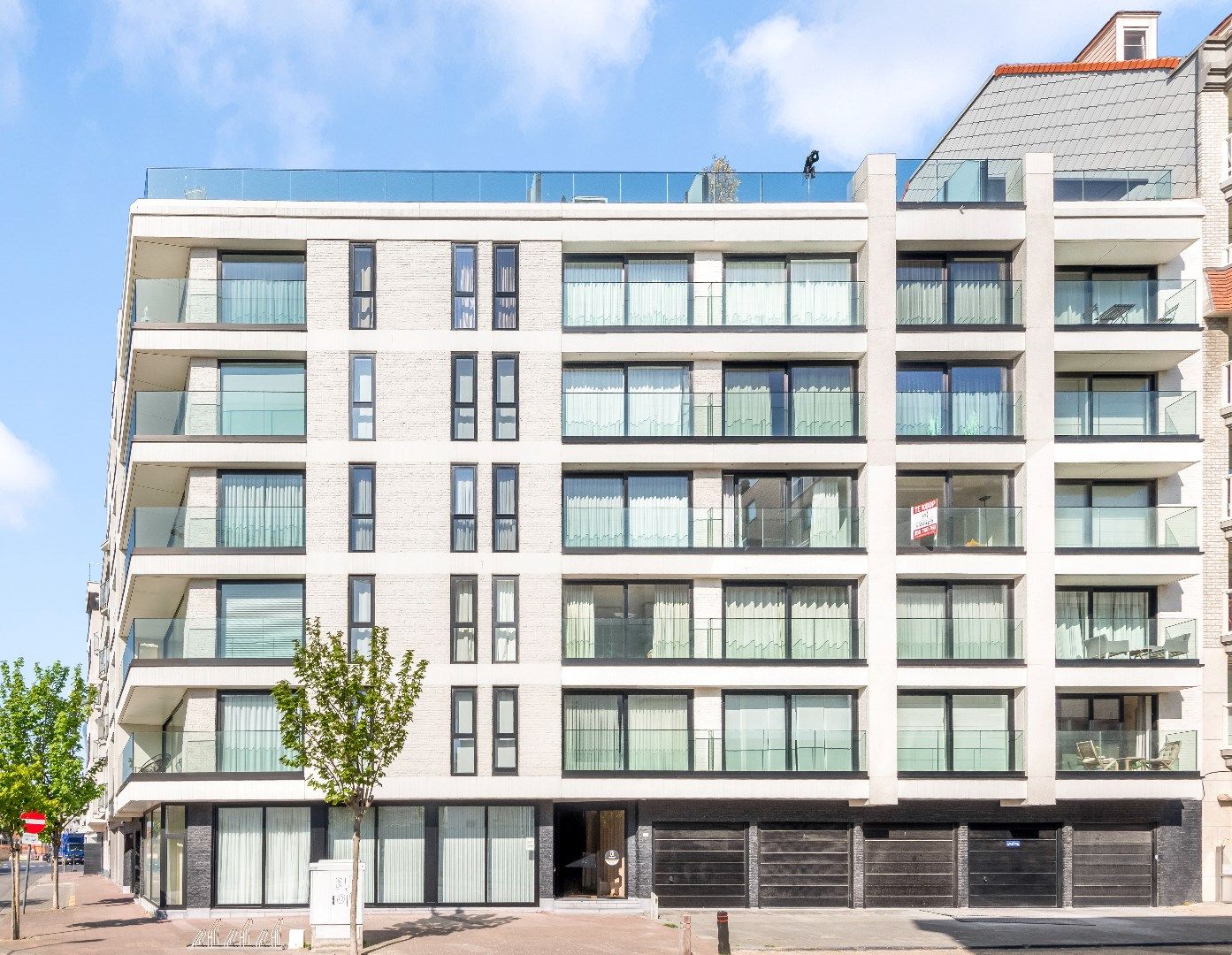Gerenoveerde studio appartement met slaaphoek op een steenworp van de Zeedijk foto 14