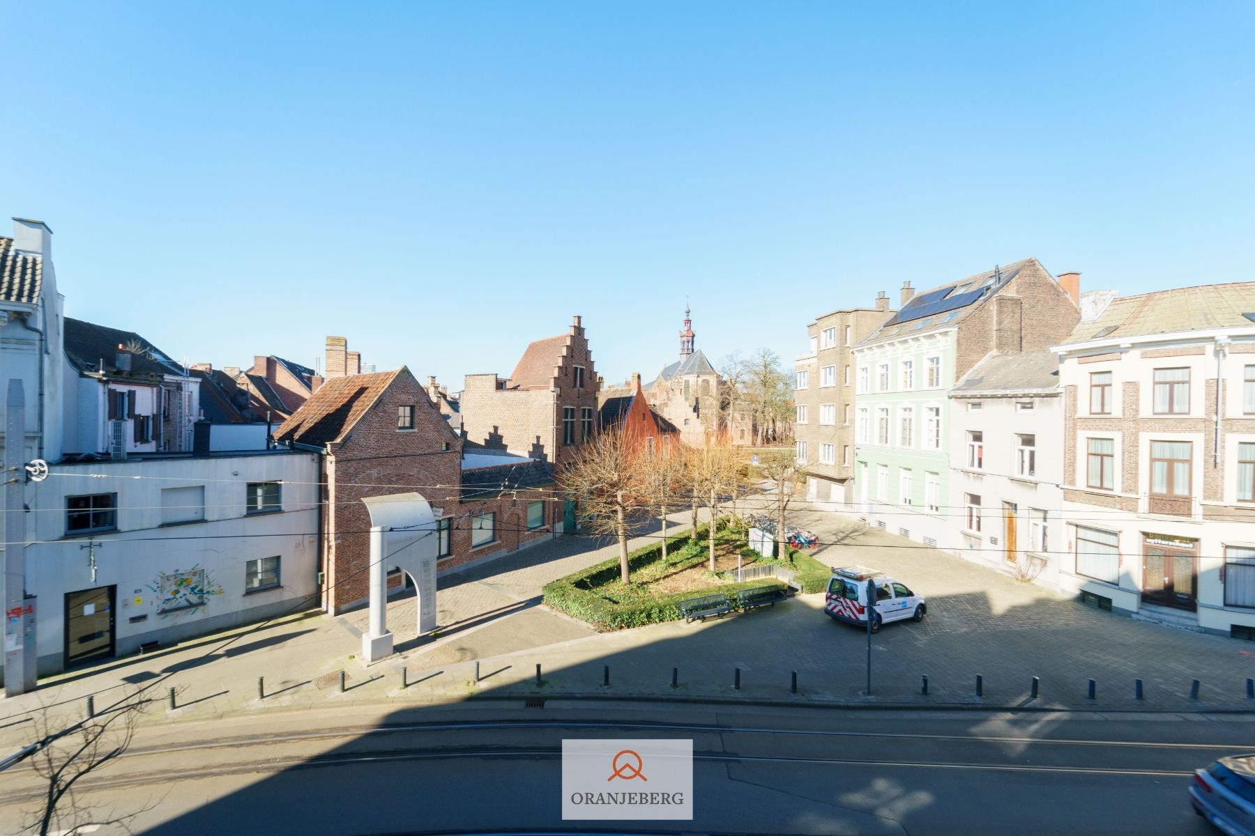 Ruime 2slpk-appartement vlakbij Begijnhof en Gravensteen foto 2