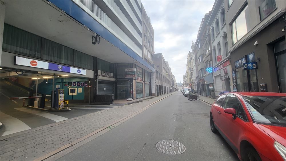 Parkings in rotatieparking  te Antwerpen-centrum foto 2