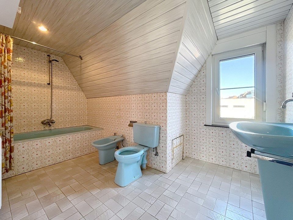 Karaktervolle alleenstaande woning met garage én tuin  foto 9