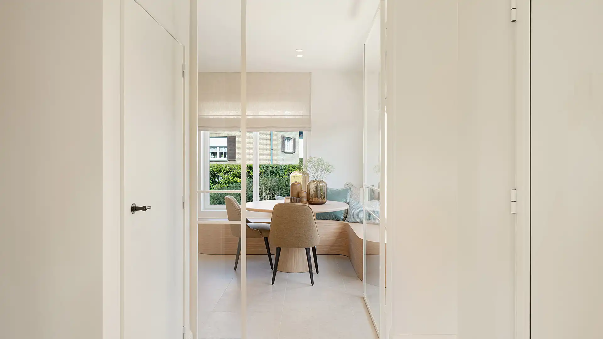 Exclusieve koppelvilla met hoogwaardige afwerking op een toplocatie in Duinbergen. foto 9