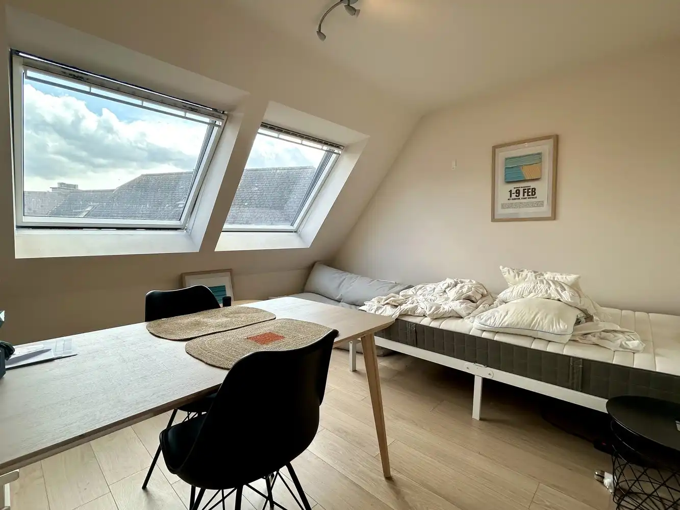 Gezellige en lichtrijke dakstudio te huur op toplocatie in Leuven foto 3