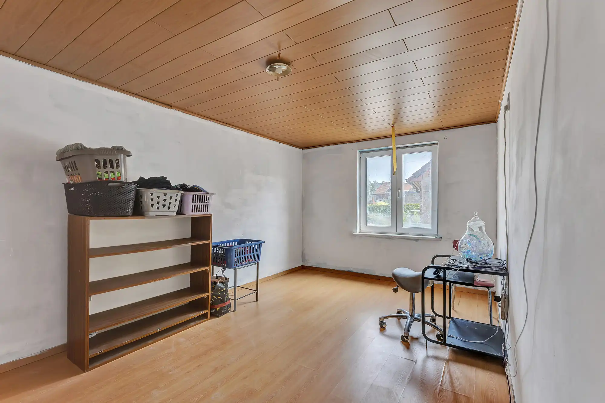 Te renoveren woning met 3 slaapkamers en garage foto 18