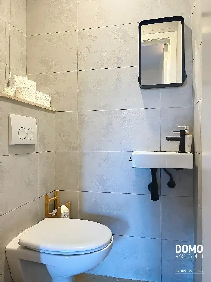 RUIM 2-SLAAPKAMERAPPARTEMENT MET TWEE TERRASSEN EN ENERGIELABEL B foto 19