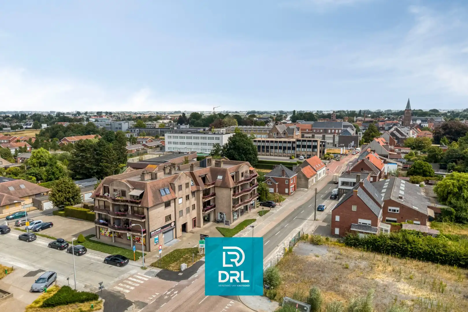 COMMERCIEEL PAND met LOODS te KORTEMARK foto 29