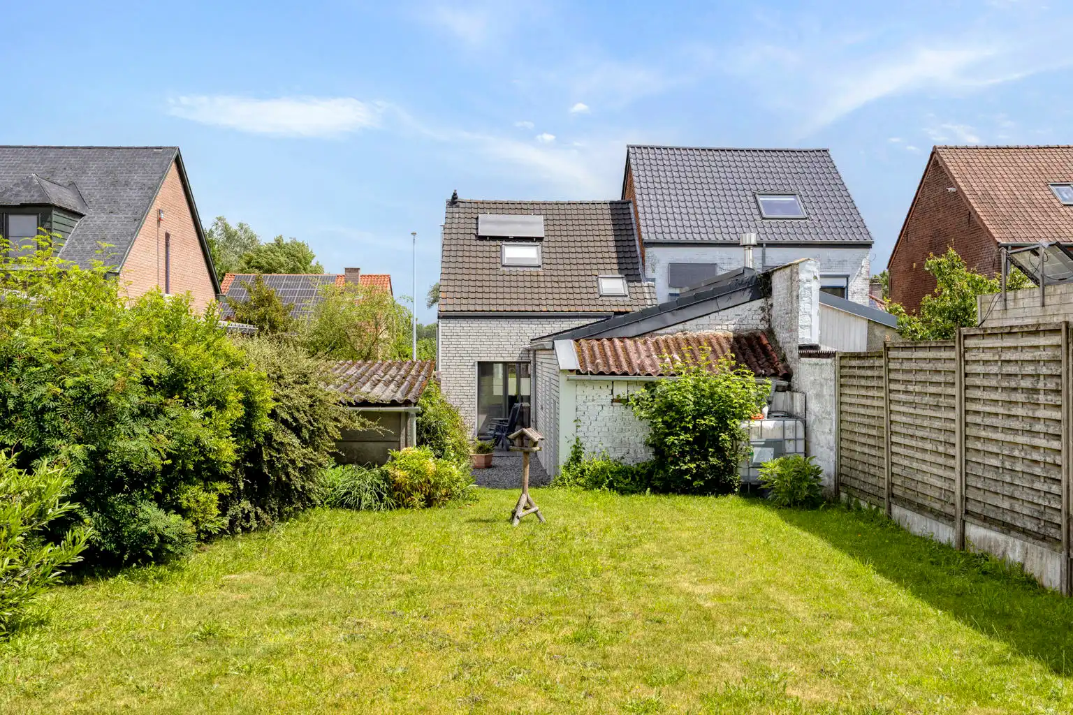 Instapklare woning in doodlopende straat te Vertrijk foto 23