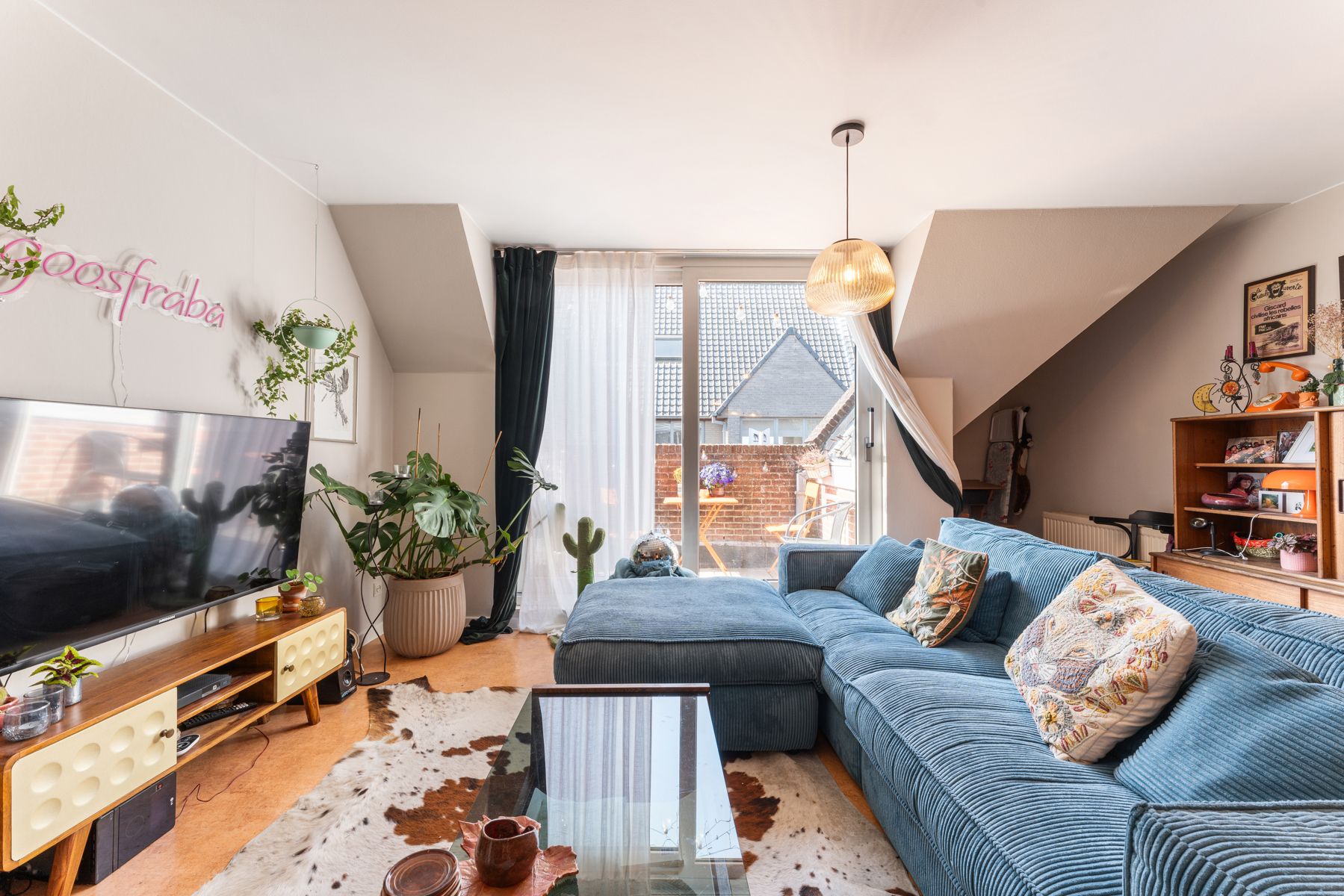 Appartement  met terras en balkon op de vierde verdieping van een kleinschalig appartementsgebouw foto 6