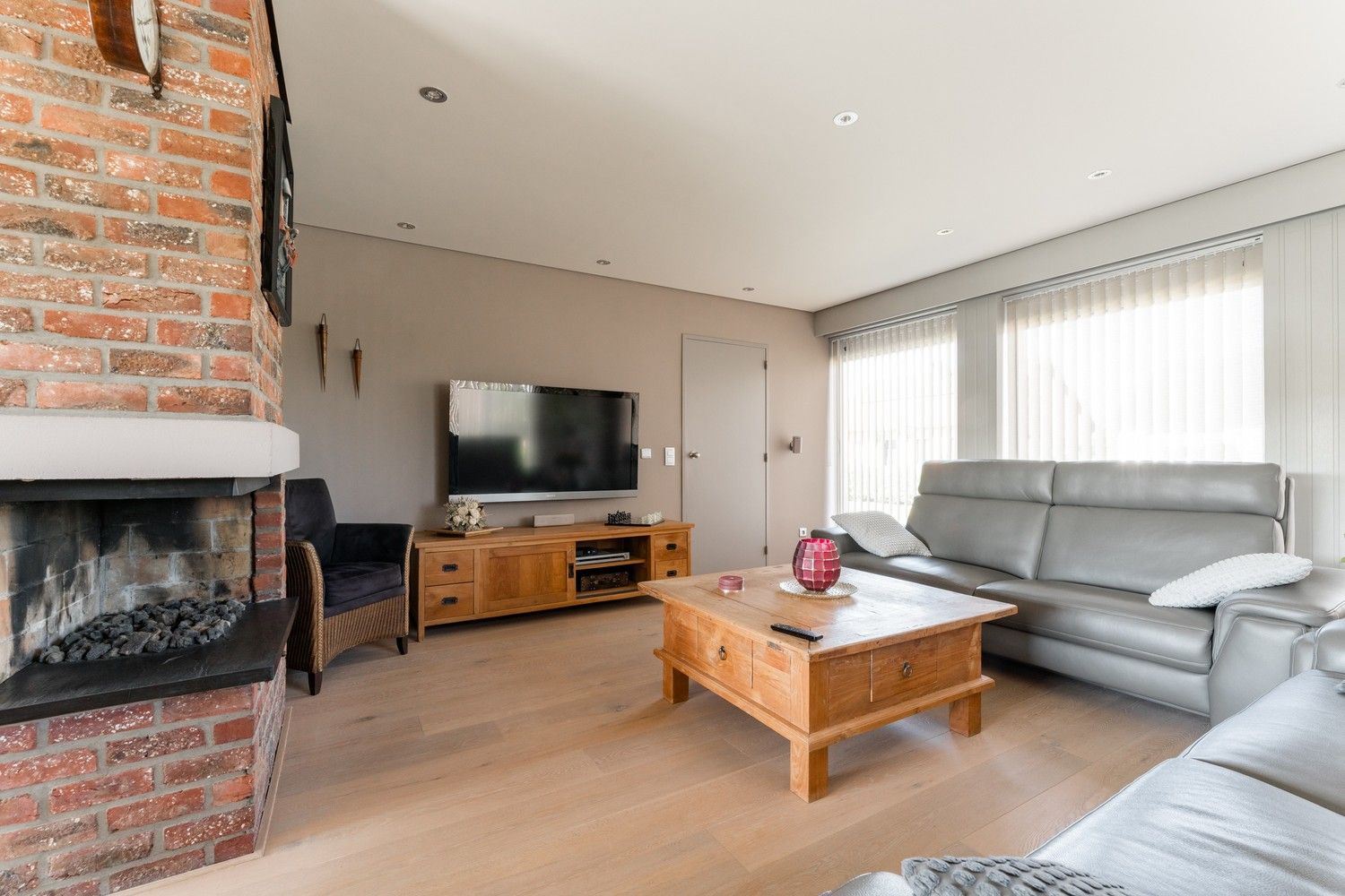 Gelijkvloerse 3 SLK woning op een mooi onderhoudsvriendelijk perceel foto 18