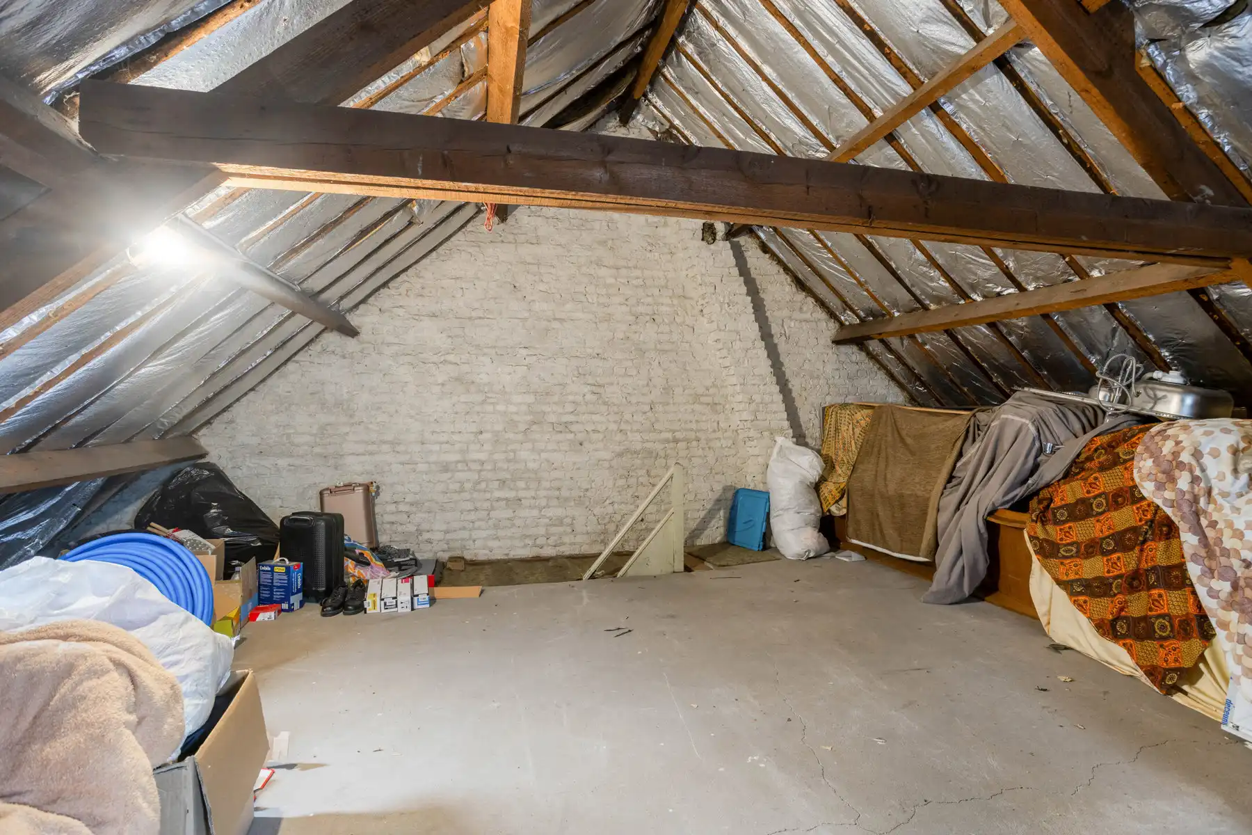 Te moderniseren woning met tuin en garage te Denderleeuw foto 22