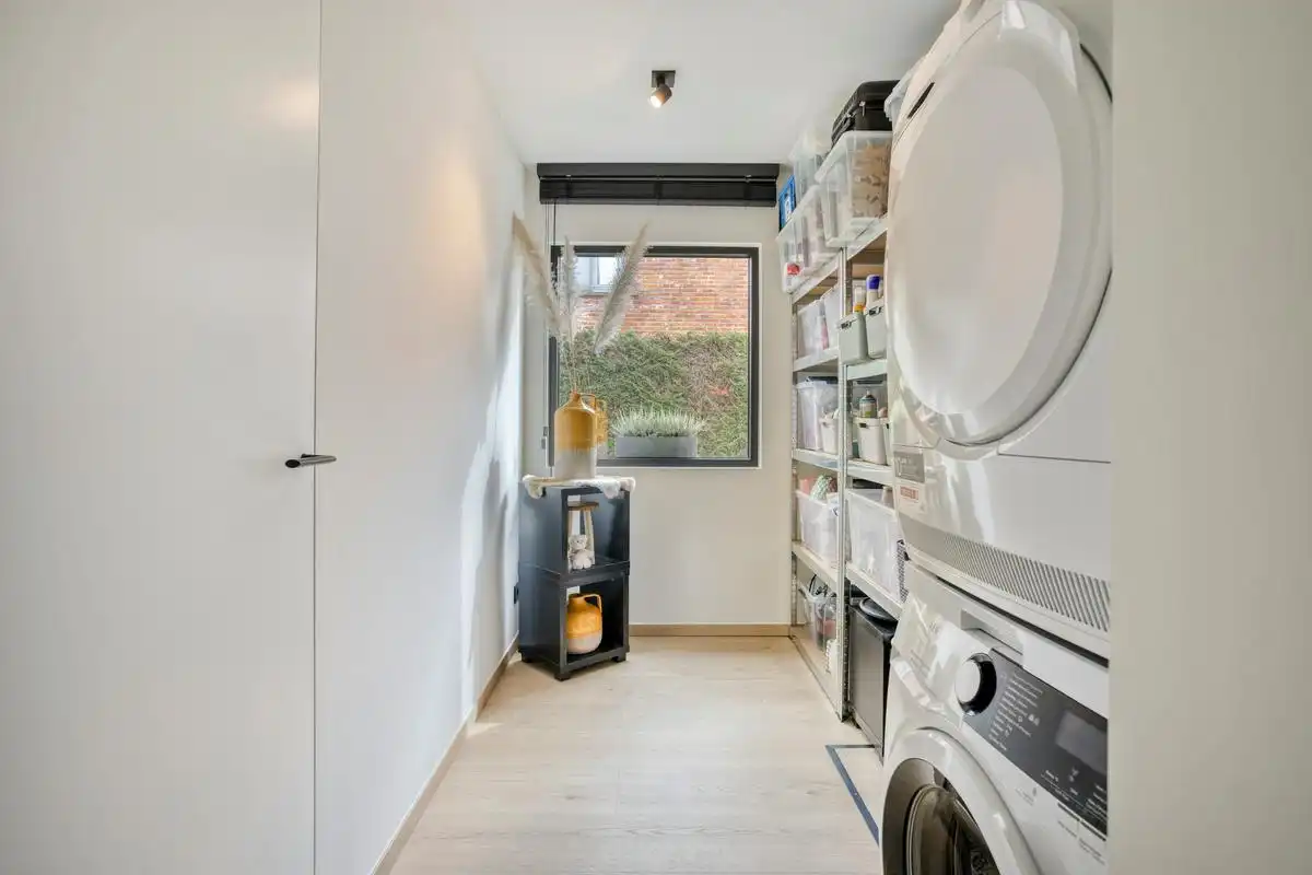 Gerenoveerde bungalow te koop in Kuurne! foto 19