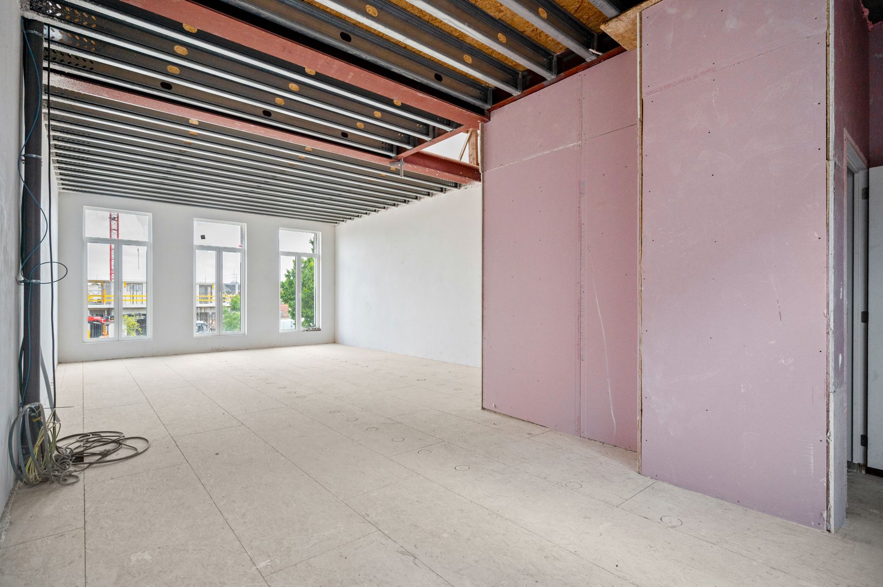 Ruim casco duplex appartement met terras op Vetten Osplein foto 3