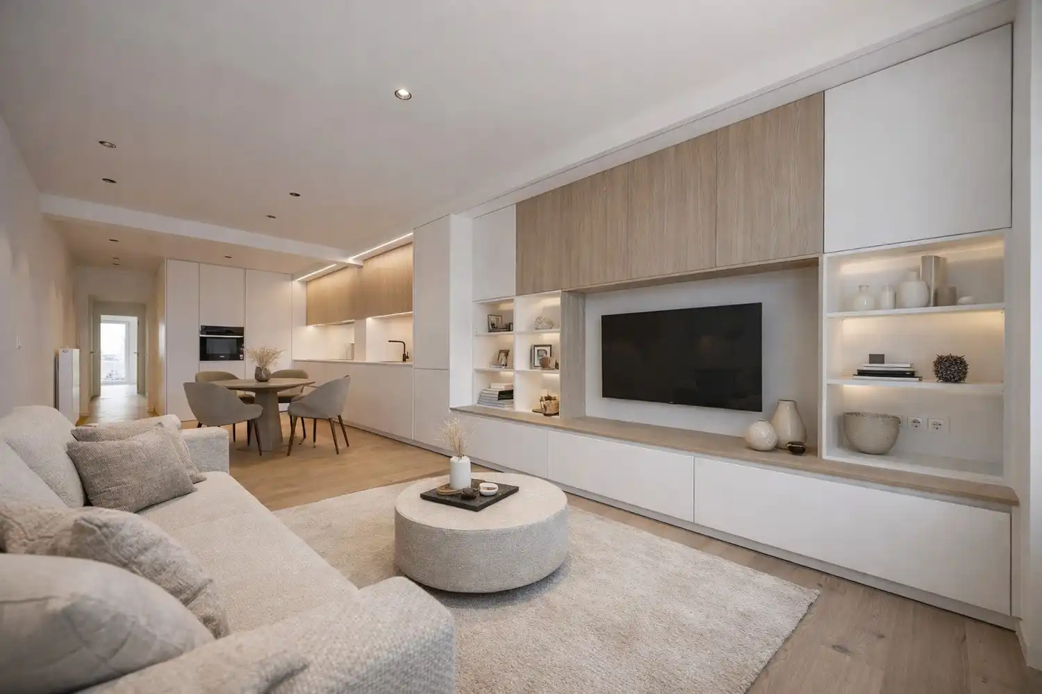 RESIDENTIE LA REGENCE foto {{pictureIndex}}