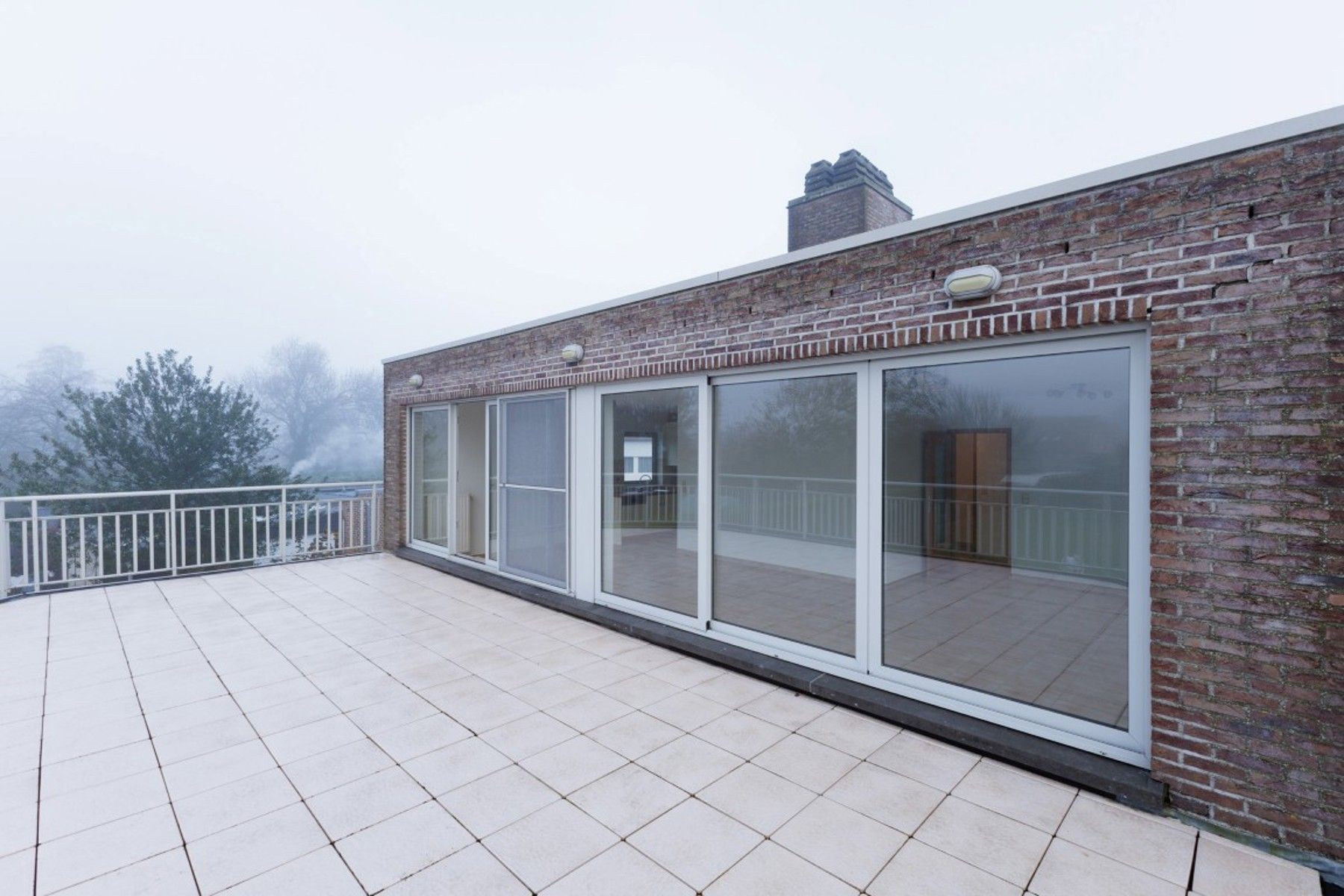  Rustig gelegen appartement met groot terras en garage foto 8