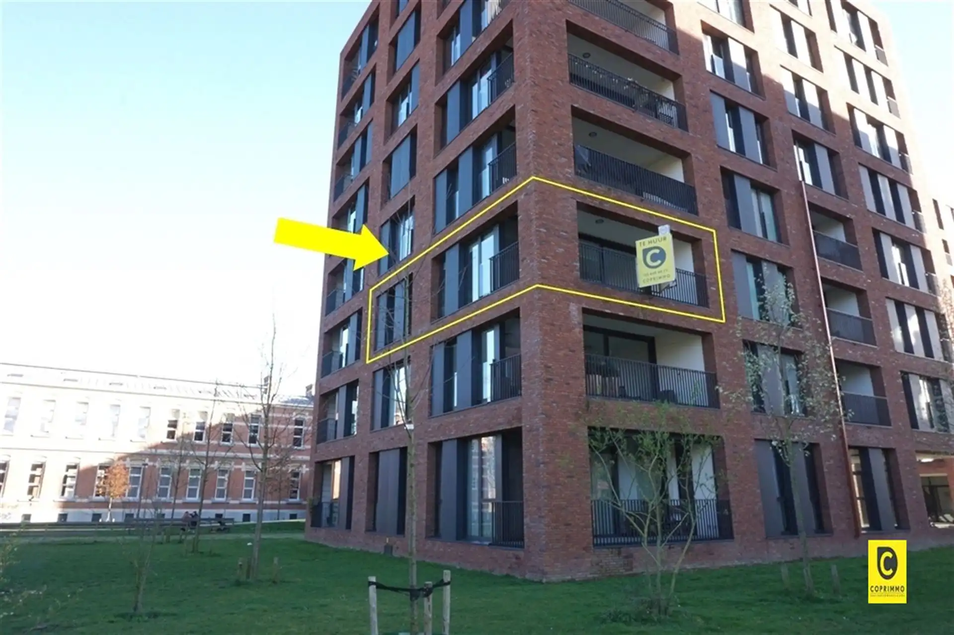 Modern 1 slaapkamer appartement met groot terras foto 2