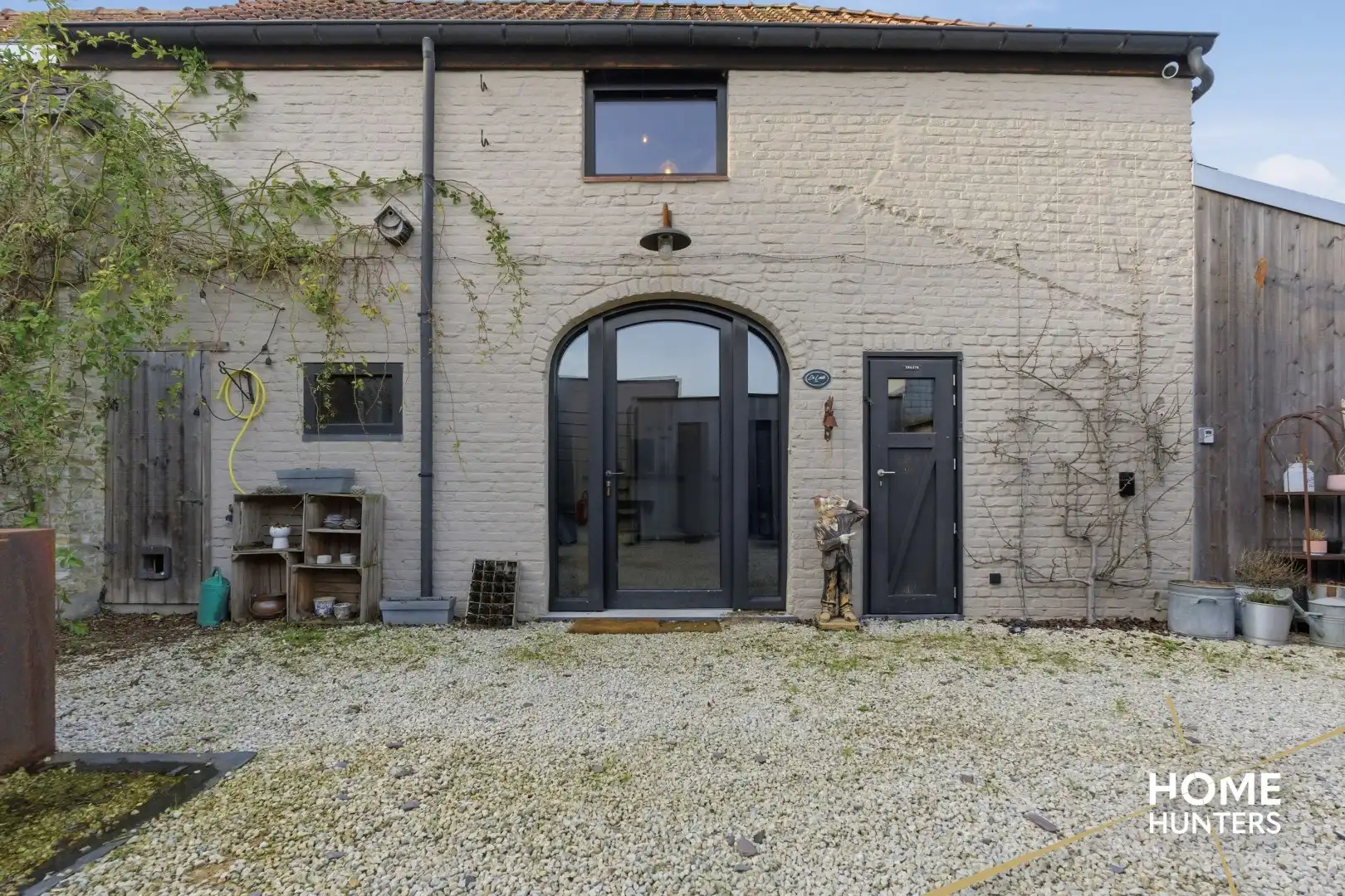 Unieke woning op ruim perceel met 6 slaapkamers in hartje Zarren! foto 17