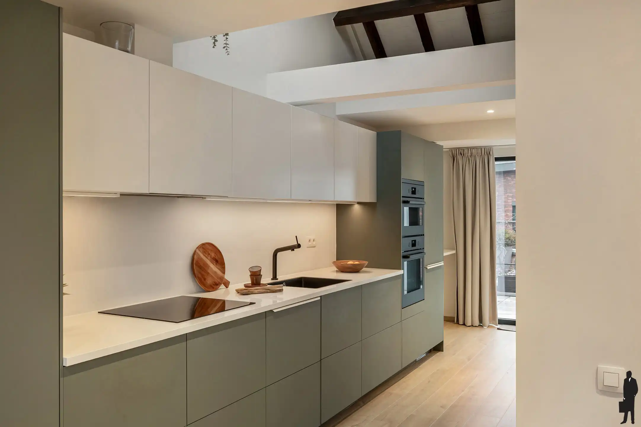 Appartement/woning met kantoor/praktijk! foto 12