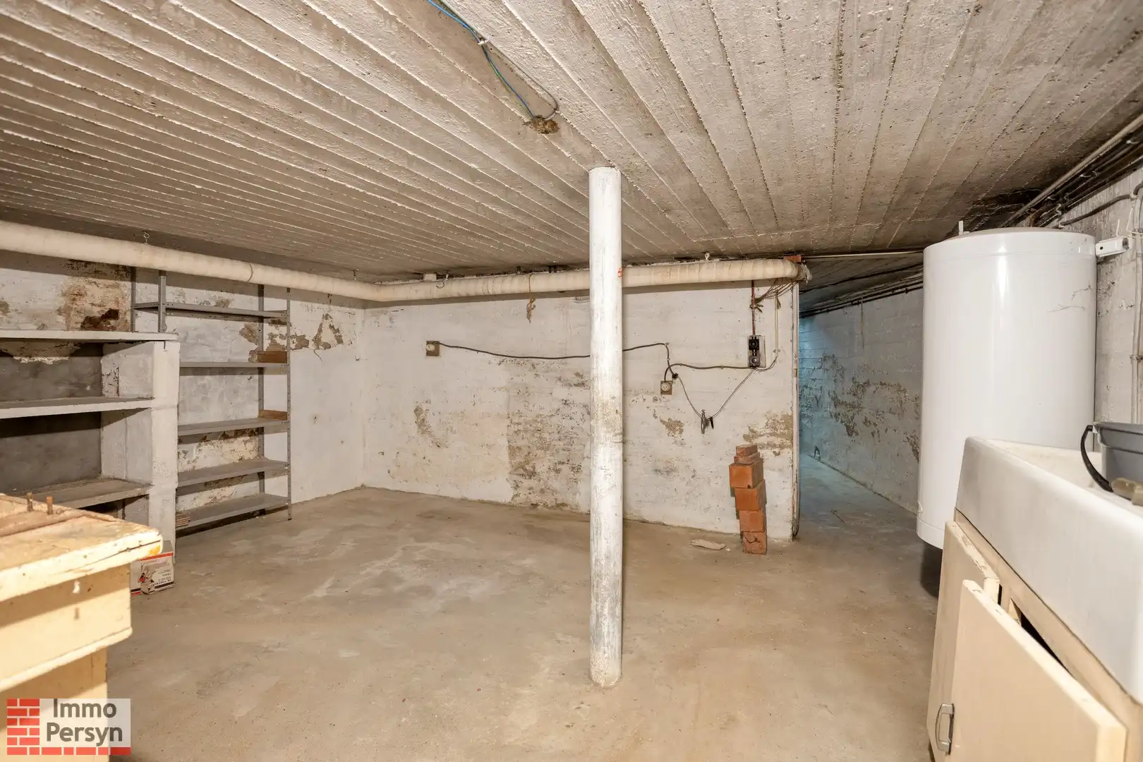 Te renoveren woning met 3 (mogelijks 4) slaapkamers en tuin met uitweg foto 15