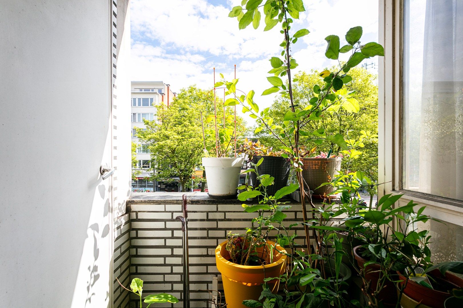 Te renoveren 2-slaapkamer appartement (107m²) met twee terrassen! foto 7